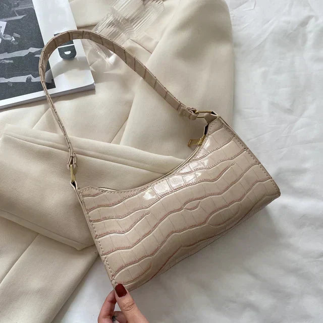 Tilly™ | Glänzende Umhängetasche mit Alligatorenmotiv