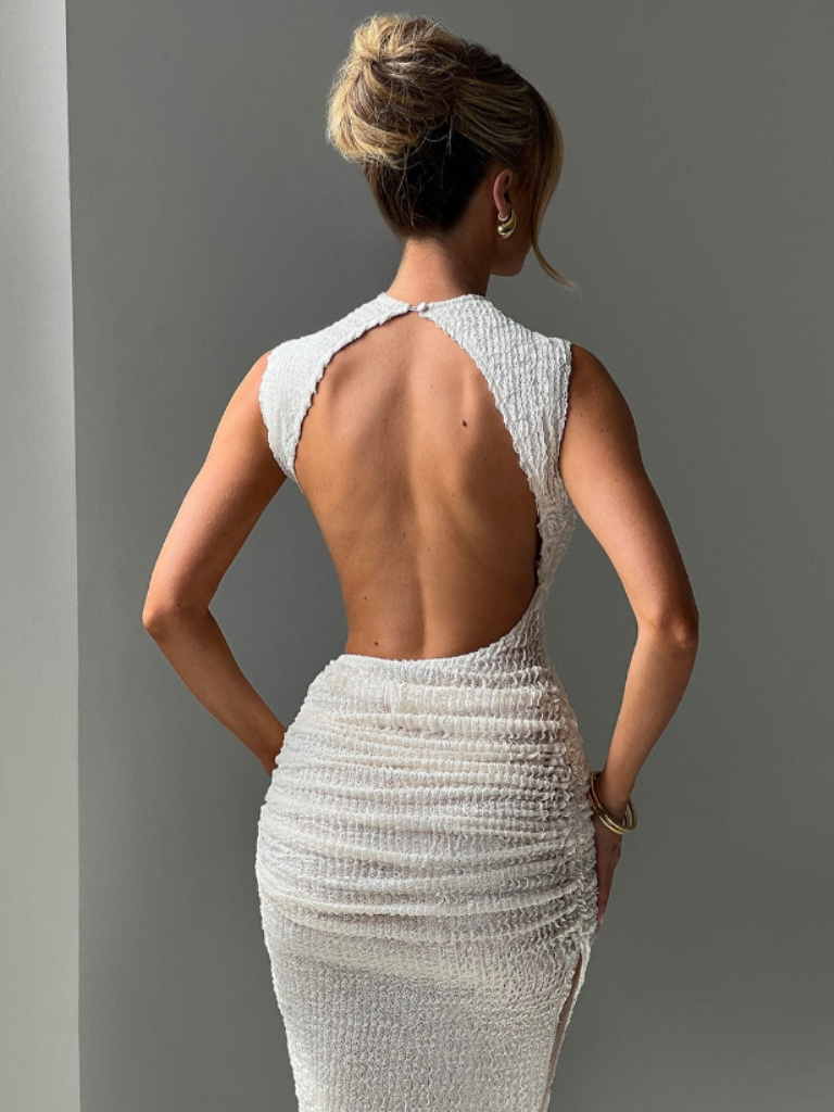 Jennifer | Elegantes Kleid mit verführerischen Cut-outs