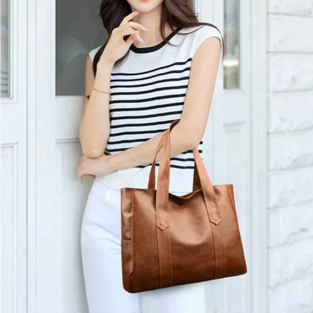 Nora | Luxuriöse, minimalistische Schultertasche