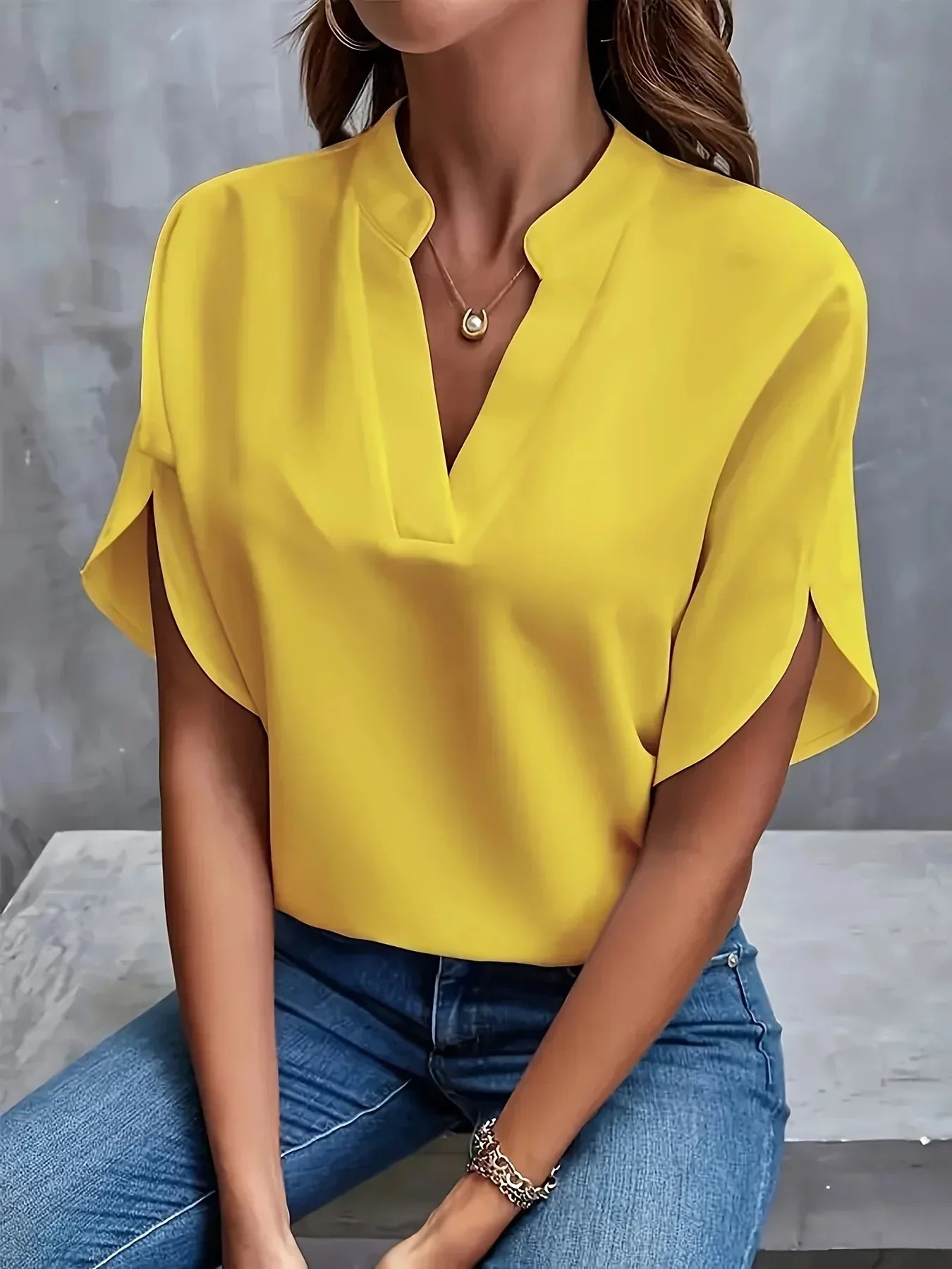 Thalia | Elegante Bluse mit anspruchsvollem Design