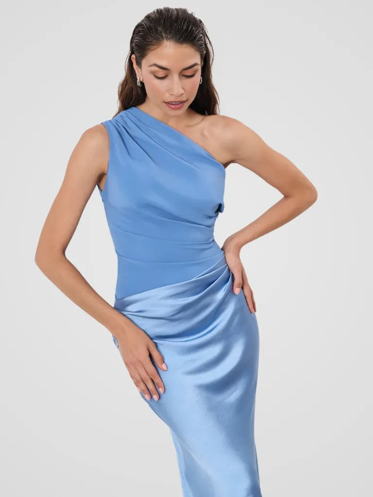 Chiara | Elegantes Kleid aus Satin mit raffinierter Drapierung
