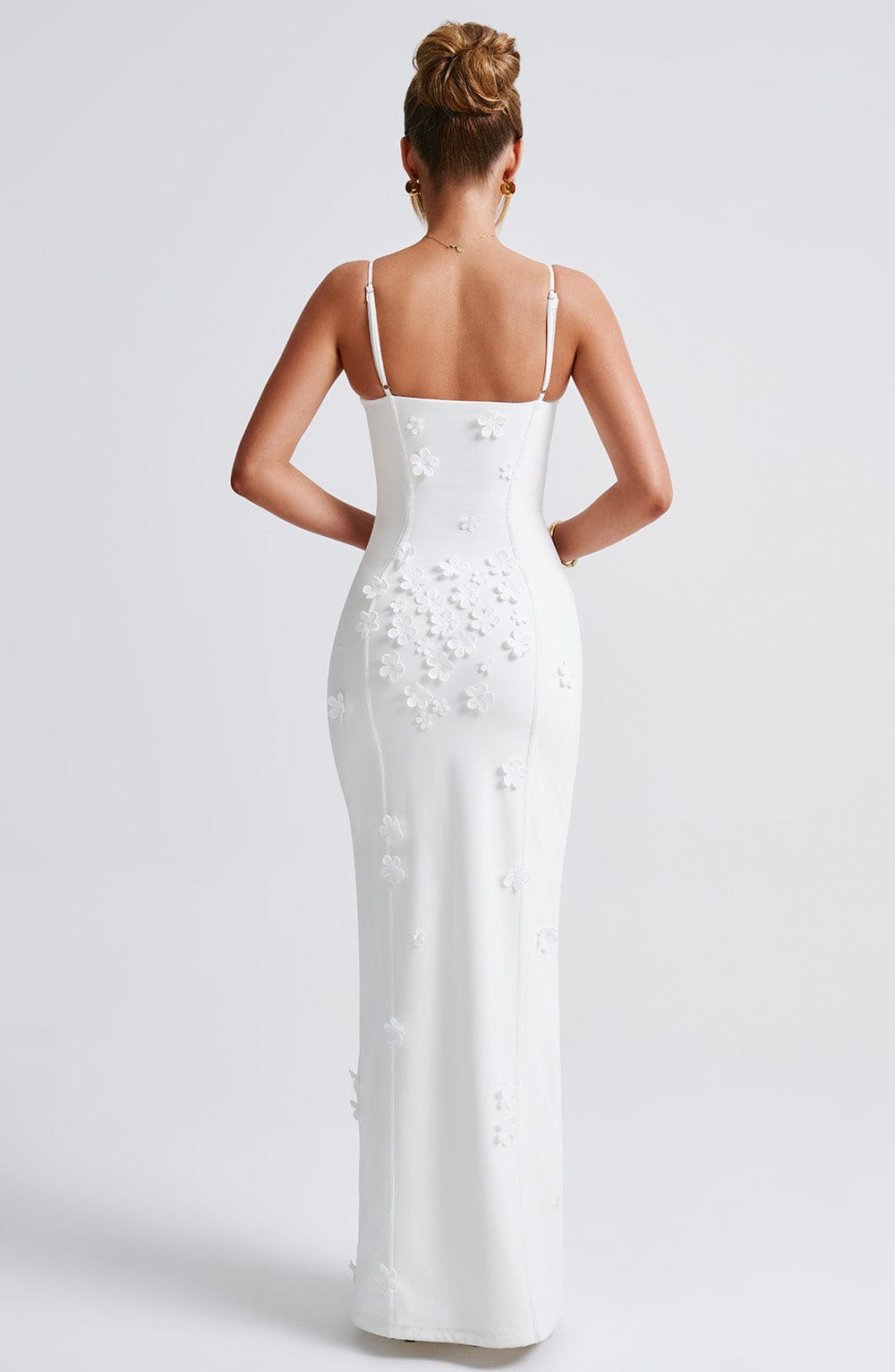 Alexander | Elegantes Blumenapplikations-Maxikleid