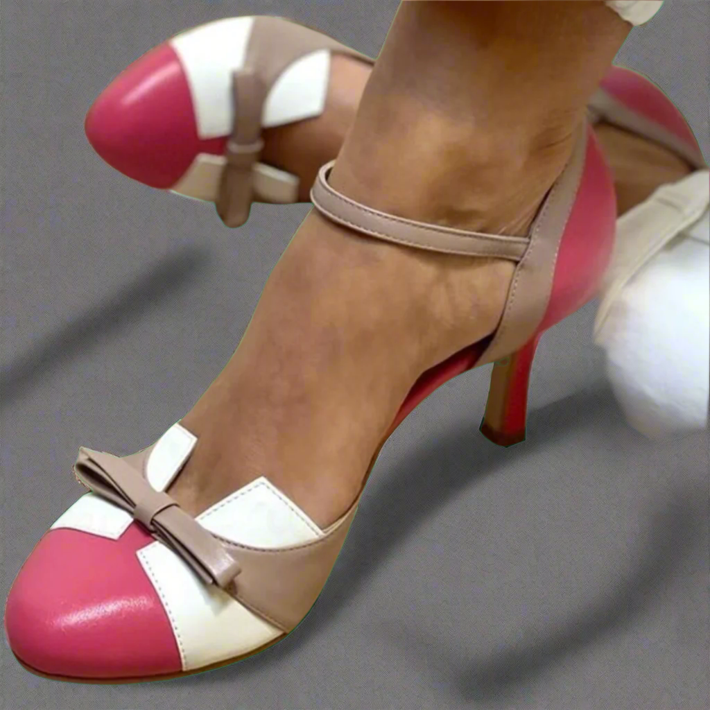 Bellarosa | Elegantes Paar Sandalen mit Schleife und Riemen, runde Spitze