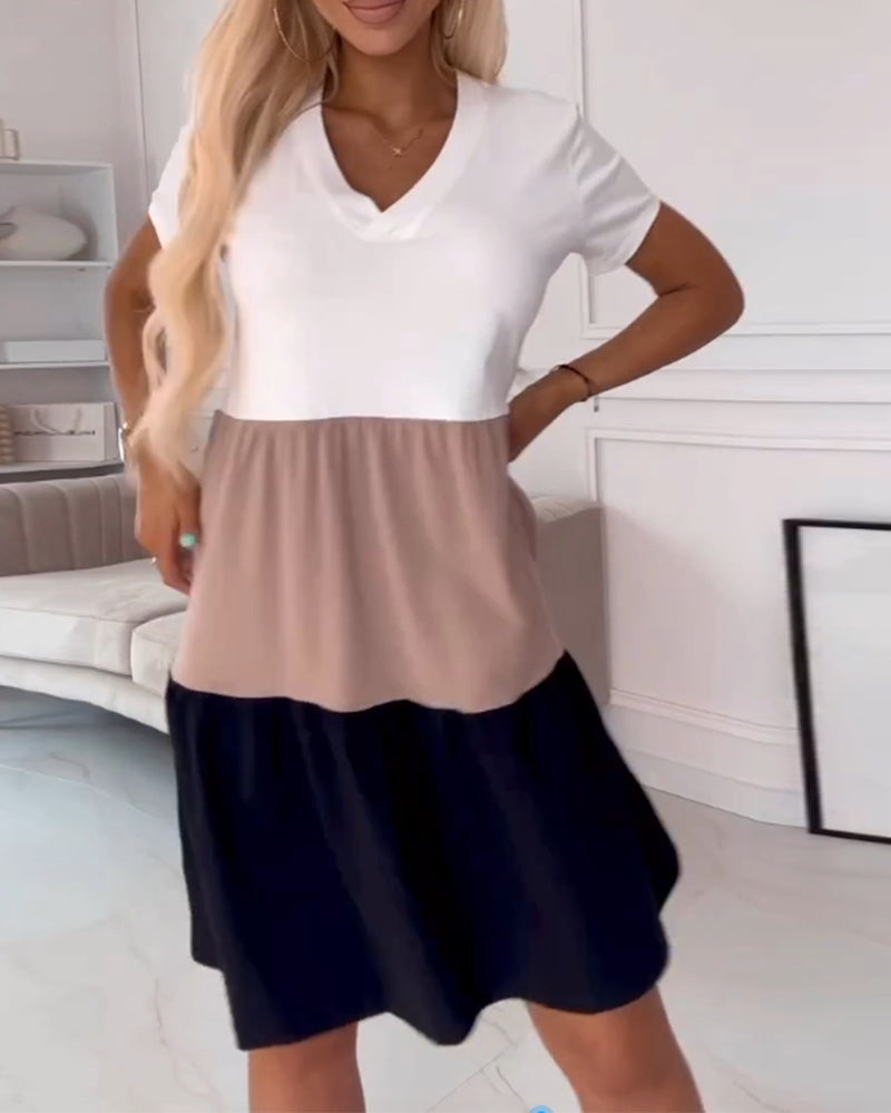 Jennifer | Elegantes Farbblockkleid mit kurzen Ärmeln