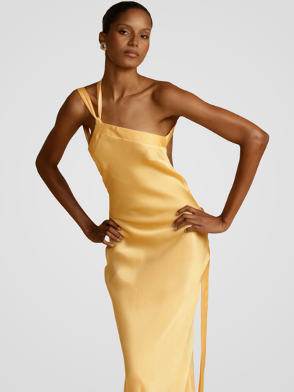 Aurélie | Elegantes Maxikleid mit Satinschimmer