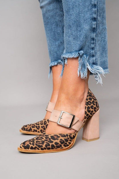Selveta | Elegante Sandalen aus Leopardenvelours