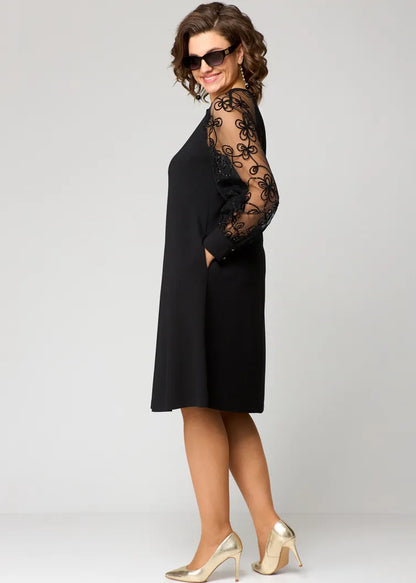 Elara - Kleid mit Spitzenärmeln