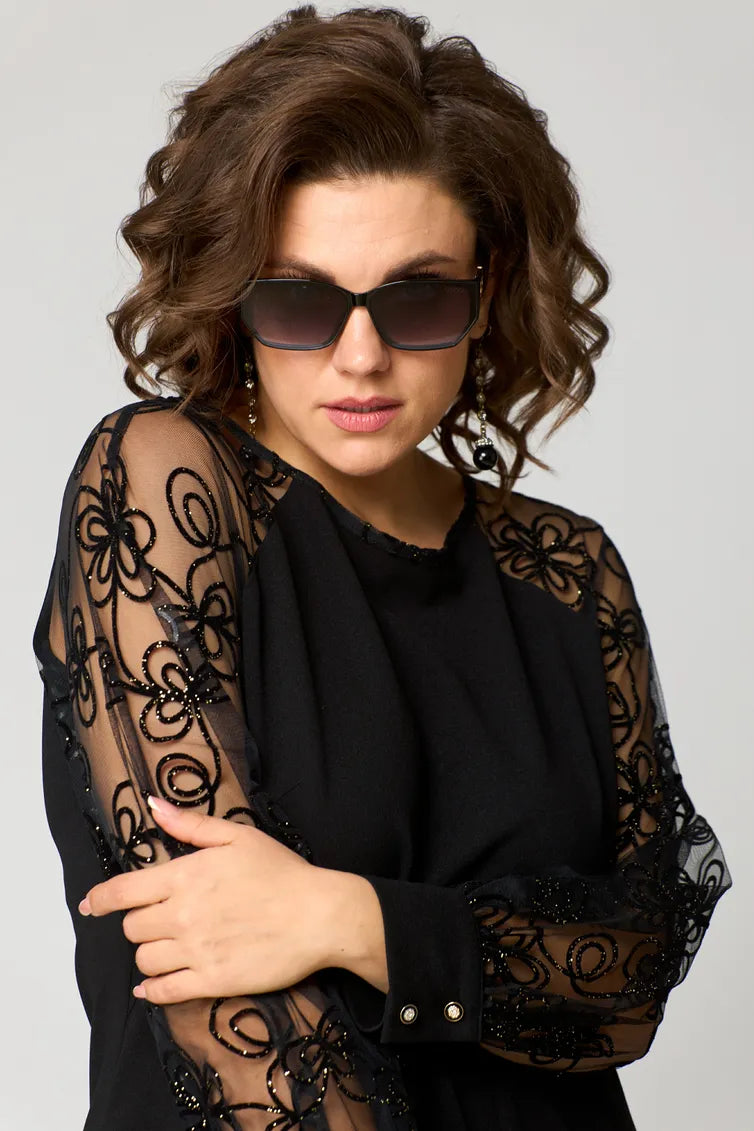 Elara - Kleid mit Spitzenärmeln