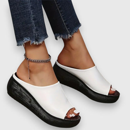 Amelie | Elegante Sandale aus weichem Faux-Leder