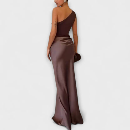 Lena | Elegantes Faltenkleid