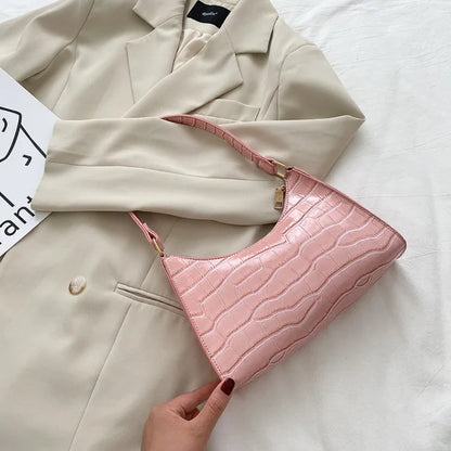 Tilly™ | Glänzende Umhängetasche mit Alligatorenmotiv