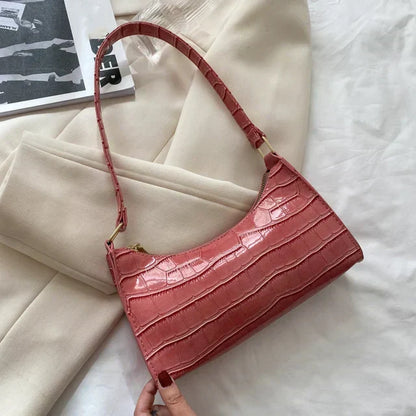Tilly™ | Glänzende Umhängetasche mit Alligatorenmotiv