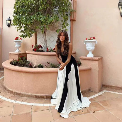 Jennifer | Elegantes Kleid in Schwarz und Weiß