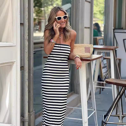 Jennifer | Elegantes Kleid mit Streifen und Schlitz
