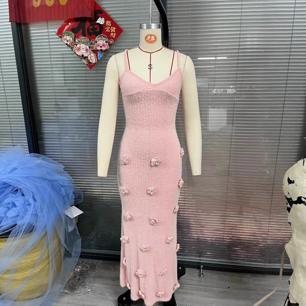 Jennifer | Elegantes Rückenauschnitt-Strickkleid mit 3D-Blumendesign
