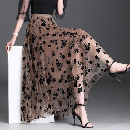 Odette | Eleganter Midi-Rock aus Tüll mit zarten Blumenverzierungen