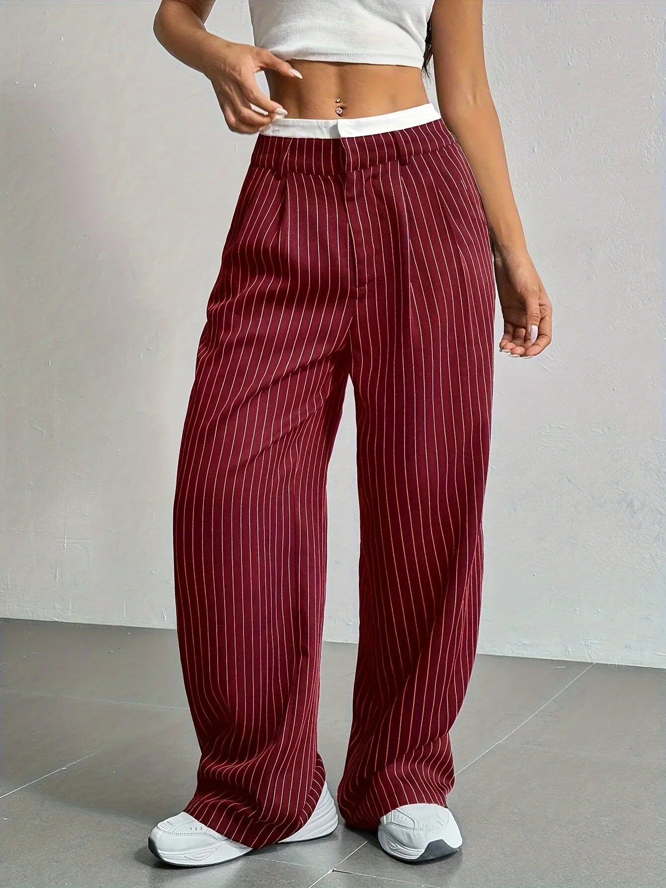 Clara | Elegante Hochtaillierte Gestreifte Hose mit Geradem Bein