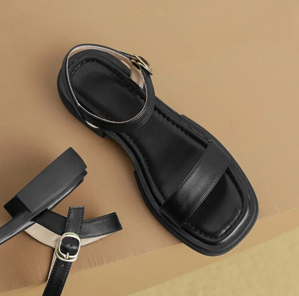 Brigitte | Elegante Sandalen
