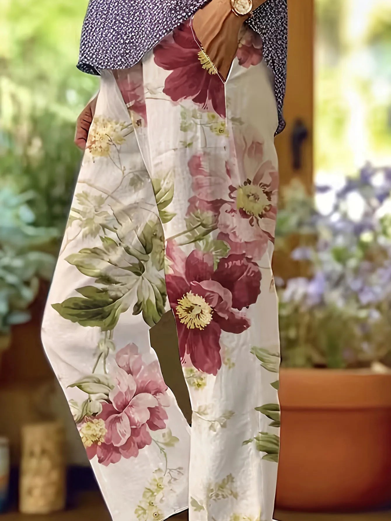 Hailey | Leichte Blumenmuster-Hose