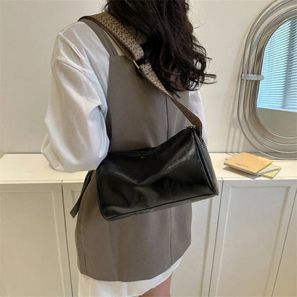 Trine™ | Vintage Leder Crossbody Tasche mit Gewebtem Verstellbarem Riemen