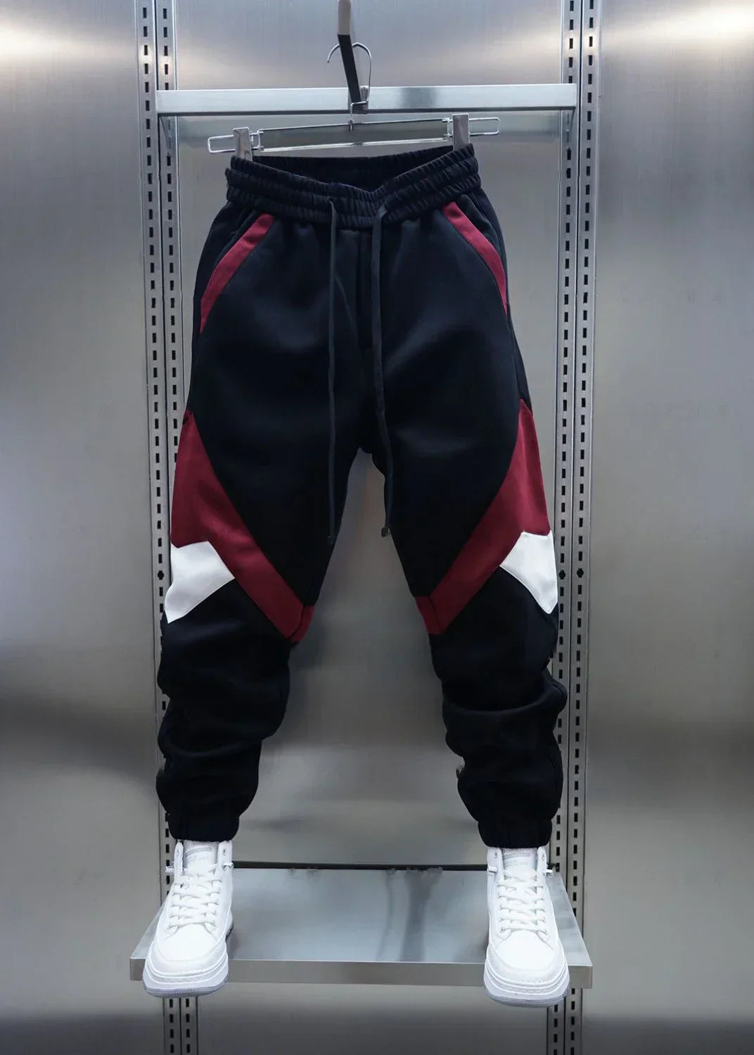 Edelstein™ | Lässige, getäfelte Hose