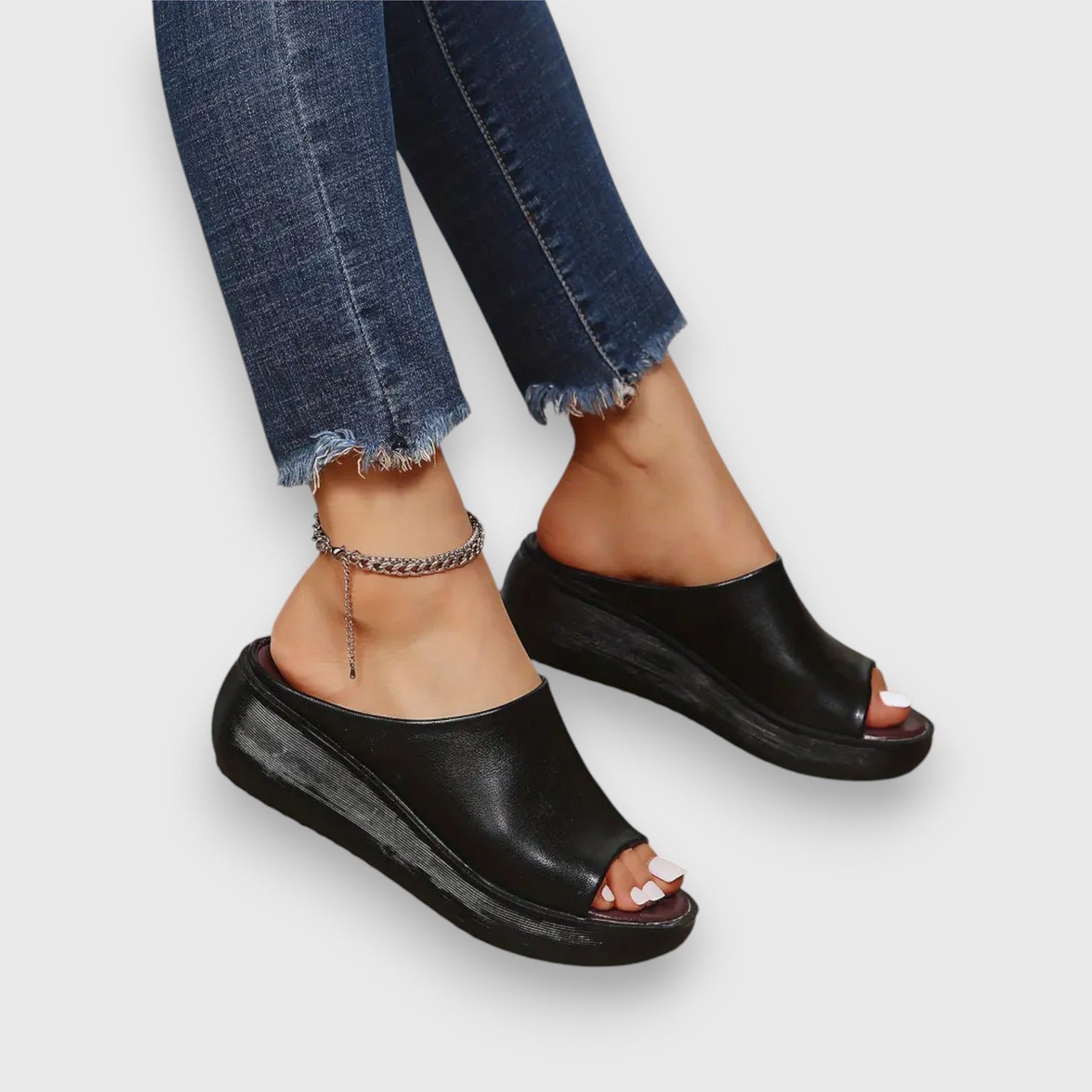 Amelie | Elegante Sandale aus weichem Faux-Leder